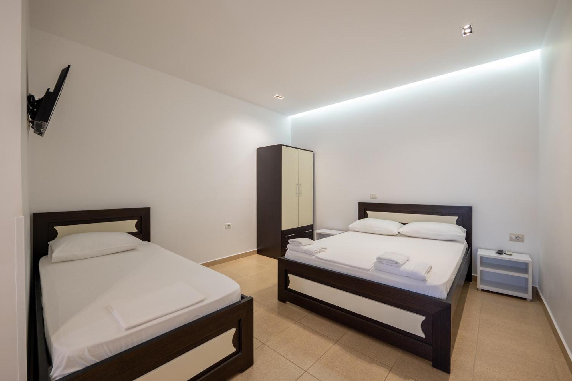 Apartments Aktea Ксаміл Екстер'єр фото