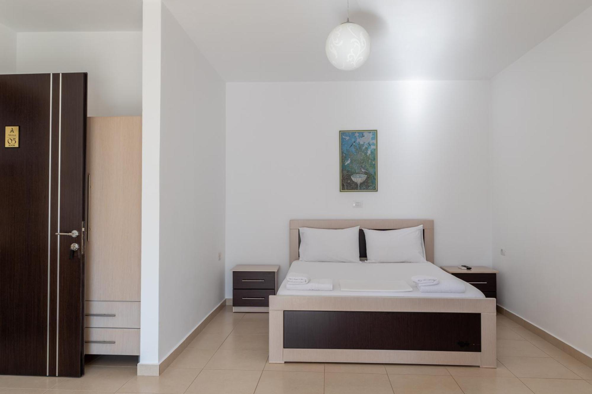 Apartments Aktea Ксаміл Екстер'єр фото